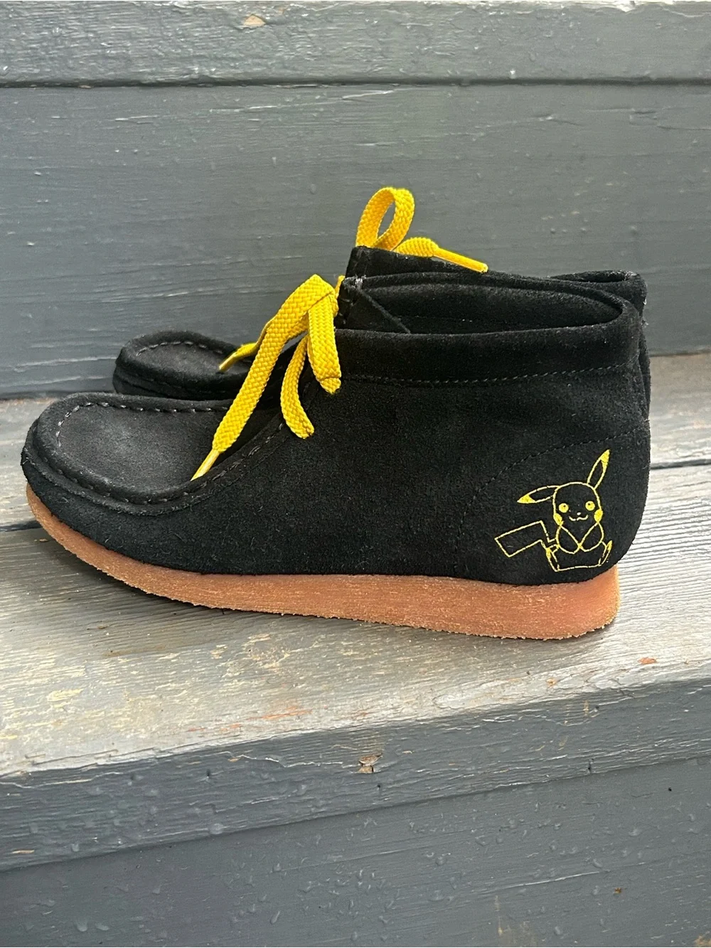 Clarks Originals Kids Wallabee Pokémon Edition boots